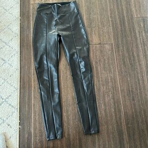 Abercrombie leather leggings size xs